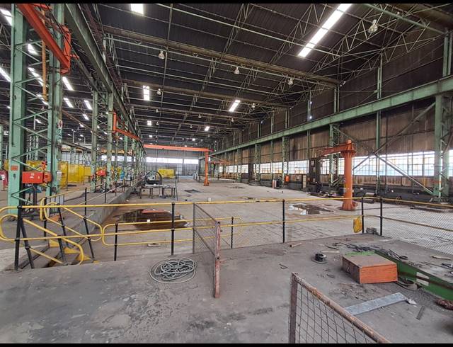 6,000M² WAREHOUSE TO LET IN DUNCANVILLE